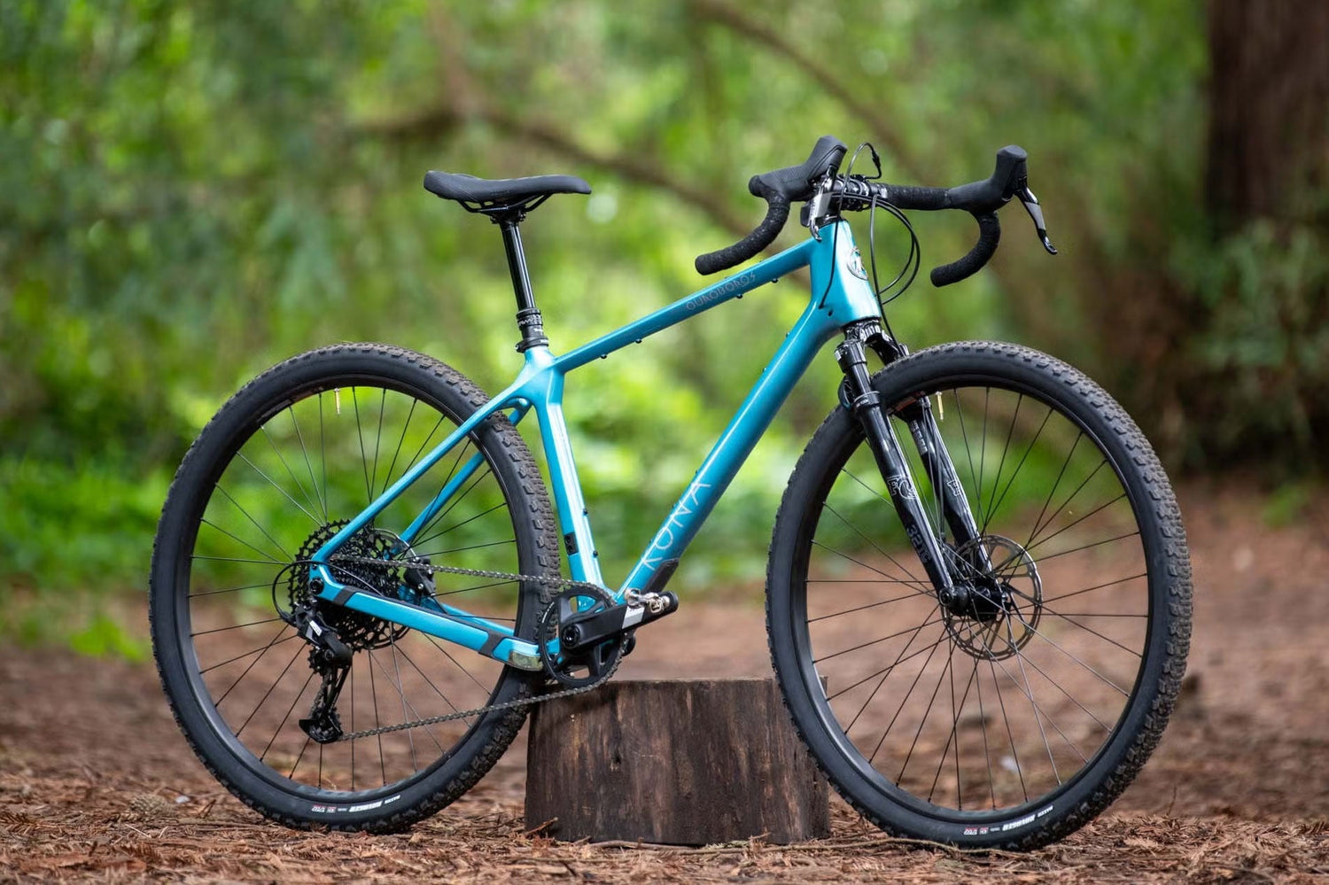Velo Reviews the Ouroboros CR "High-Value Package that Excels in Tricky Terrain"
